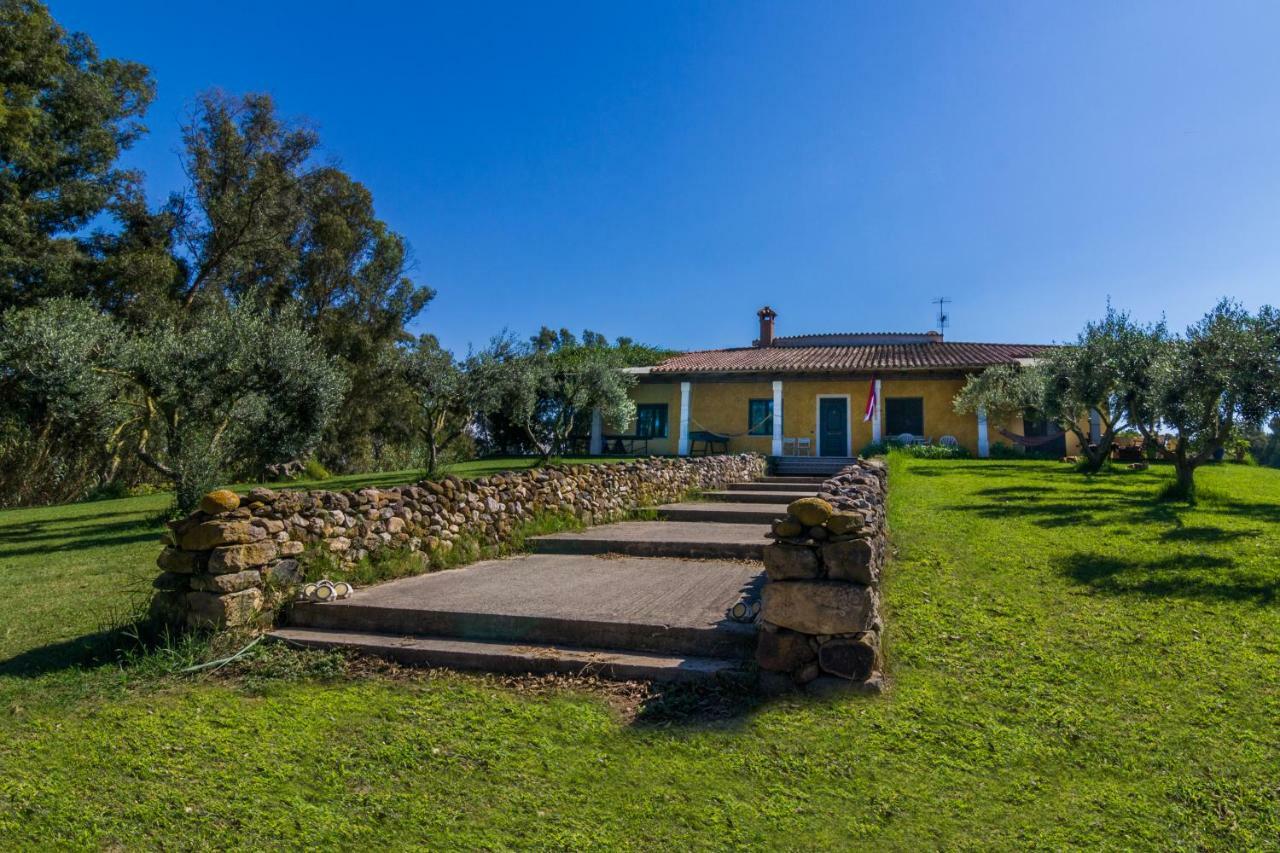 A Villa Ada B&B Arborea Exterior photo